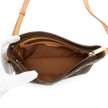 Load image into Gallery viewer, LOUIS VUITTON ★Trotteur BrownM51241 Monogram panda
