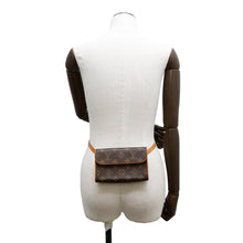 Load image into Gallery viewer, LOUIS VUITTON Pochette Florentine BrownM51855 Monogram Size XS
