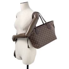将图像加载到图库查看器中，LOUIS VUITTON Neverfull RedN51109 Damier Ebene Canvas Size PM
