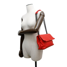 将图像加载到图库查看器中，Bottega Veneta INTRECCIATO Olympia Chainshoulder Bag Red Leather
