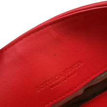 将图像加载到图库查看器中，Bottega Veneta INTRECCIATO Olympia Chainshoulder Bag Red Leather
