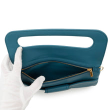 将图像加载到图库查看器中，Dior Caro ChainShoulder Clutch Bag BlueM8641U Leather
