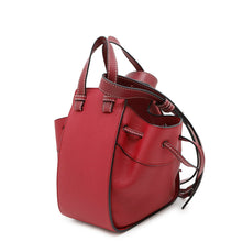 将图像加载到图库查看器中，LOEWE Hammock Drawstring Shoulder Bag Raspberry314.12.V07 Leather Size Mini
