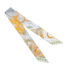Load image into Gallery viewer, HERMES Twilly Objets de Curiosite Grease bleuette/Meal/Blanc Silk100%
