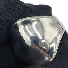 将图像加载到图库查看器中，TIFFANY&amp;Co. Hardware Bone Ring Size Approximately No. 974238300 SV925
