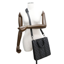 Load image into Gallery viewer, LOUIS VUITTON Sac Plat NoirM46098 Monogram Eclipse
