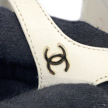 Load image into Gallery viewer, CHANEL CC Logo ChainStrap Sandals WhiteG35779 Leather cork Size 38C
