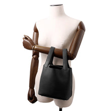 Load image into Gallery viewer, HERMES Picotin Lock Black Taurillon Clemence Size PM
