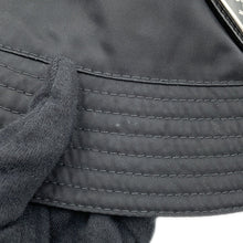 将图像加载到图库查看器中，PRADA Re-Nylon Triangle Logo Bucket Hat Size L Black1HC137 Nylon100%
