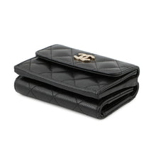 将图像加载到图库查看器中，CHANEL Matelasse Tri-fold Wallet BlackAP3518 Caviar Leather
