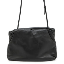 将图像加载到图库查看器中，The Row Shoulder Bag BlackW1280L Leather
