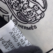 将图像加载到图库查看器中，HERMES Twilly Brides de Gala en Fleurs &amp; Eyeliner, Spring/Summer 2025 Black/Multicolor/White Silk100%
