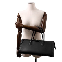 Load image into Gallery viewer, HERMES Pararib Bay Black Ardennes Leather Size 40
