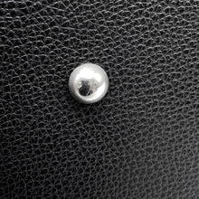 Load image into Gallery viewer, HERMES Pararib Bay Black Ardennes Leather Size 40
