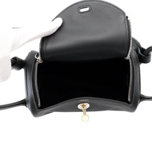 将图像加载到图库查看器中，HERMES Lindy Black Swift Leather Size Mini

