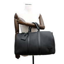 Load image into Gallery viewer, LOUIS VUITTON Keepall Bandouliere NoirM57088 Taurillon Leather Size 40
