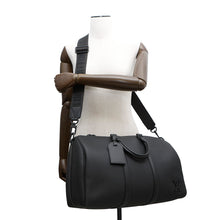 Load image into Gallery viewer, LOUIS VUITTON Keepall Bandouliere NoirM57088 Taurillon Leather Size 40

