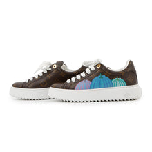将图像加载到图库查看器中，LOUIS VUITTON Yayoi Kusama Collaboration Time Out Sneakers Pumpkin Brown Monogram Size 35 1/2
