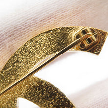 Load image into Gallery viewer, CHANEL CC Logo Bicolor Brooch Gold/BlackABC500 Metal
