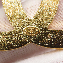 Load image into Gallery viewer, CHANEL CC Logo Bicolor Brooch Gold/BlackABC500 Metal
