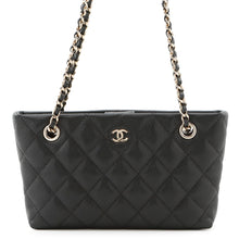 将图像加载到图库查看器中，CHANEL Timeless Classics Line ChainClutch Bag BlackAP4423 Caviar Leather
