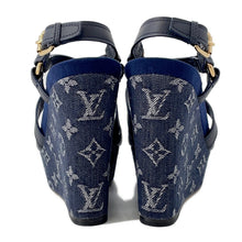 将图像加载到图库查看器中，LOUIS VUITTON Denim Wedge Sandals Navy Monogram Denim Leather Size 36H
