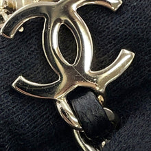 将图像加载到图库查看器中，CHANEL Matelasse bag motif necklaceAB6125 Metal Leather Faux Pearl

