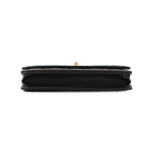 Load image into Gallery viewer, CHANEL Pearl Handle Chain Wallet BlackAP2272 Lambskin/Faux Pearl
