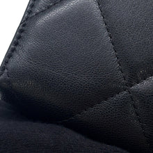 将图像加载到图库查看器中，CHANEL 19 Flap Tri-fold Compact Wallet BlackAP1064 Lambskin

