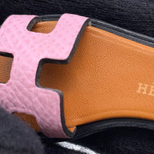 Load image into Gallery viewer, HERMES Oran Nano Bag Charm Rose Confetti/Natural Sable/Black Epsom Vache Hunter Leather
