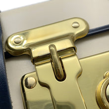 将图像加载到图库查看器中，GLOBE TROTTER Safari Carry Case Ivory/Navy Vulcanized Fiber Leather
