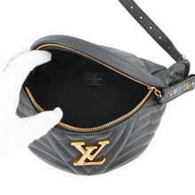 将图像加载到图库查看器中，LOUIS VUITTON New Wave Bumbag NoirM53750 Calf Leather
