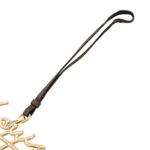 将图像加载到图库查看器中，LOUIS VUITTON Bag Charm・LV Lettering Gold/BrownM03052 Monogram Metal
