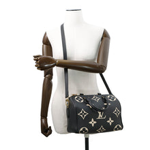 Load image into Gallery viewer, LOUIS VUITTON Speedy Bandouliere RedM58947 Bicolor Monogram Empreinte Leather Size 25
