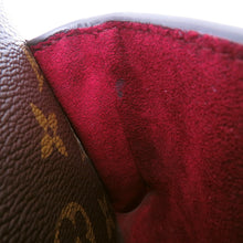 将图像加载到图库查看器中，LOUIS VUITTON Passy RedM45592 Monogram
