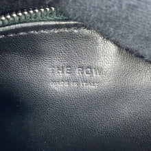 将图像加载到图库查看器中，The Row 90&#39;s Handbag Dark KhakiW1281 Leather
