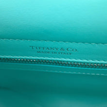 Load image into Gallery viewer, TIFFANY&amp;Co. Return to TIFFANY &amp; Co. TIFFANY&amp;Co.Blue73249945 Taurillon Leather

