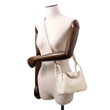Load image into Gallery viewer, HERMES Lindy Craie Taurillon Clemence Size Mini
