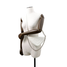 将图像加载到图库查看器中，PRADA Triangle Shoulder White1BC543 Calf Leather
