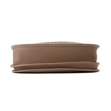 将图像加载到图库查看器中，HERMES Evelyne3 Etoupe Taurillon Clemence Size PM
