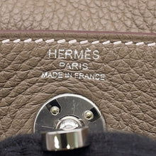 将图像加载到图库查看器中，HERMES Lindy Etoupe Taurillon Clemence Size Mini
