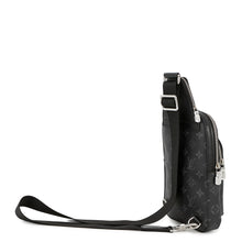 将图像加载到图库查看器中，LOUIS VUITTON Avenue Sling Bag NoirM47137 Monogram Eclipse Size PM
