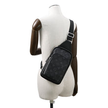 将图像加载到图库查看器中，LOUIS VUITTON Avenue Sling Bag NoirM47137 Monogram Eclipse Size PM
