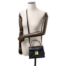 将图像加载到图库查看器中，Valentino Garavani One Studded 2-Way Handbag Black1W0B0L19HHX Leather Size Mini
