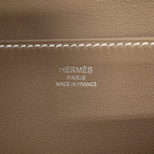 将图像加载到图库查看器中，HERMES Halzan Etoupe Swift Leather Size Mini
