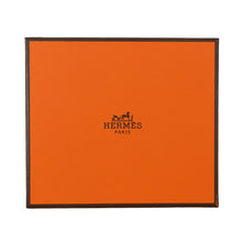 Load image into Gallery viewer, HERMES Glennan Compact Wallet Etoupe Swift Leather/Chevre Myzore Goatskin

