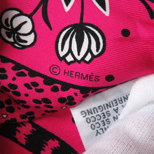 Load image into Gallery viewer, HERMES Twilly Les Leopards Bandana Bandana Leopard Pink/White/Black Silk100%
