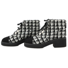 将图像加载到图库查看器中，CHANEL short boots Black/WhiteG33823 Tweed Faux Pearl Size 38

