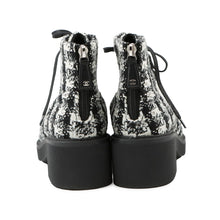 将图像加载到图库查看器中，CHANEL short boots Black/WhiteG33823 Tweed Faux Pearl Size 38
