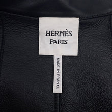 Load image into Gallery viewer, HERMES No-collar boa leather-lined jacket Size 34 Black Leather Boa
